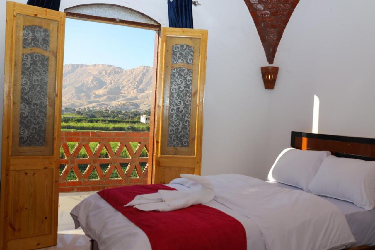 Quiet Gate Guest House Lel Agalta Kültér fotó