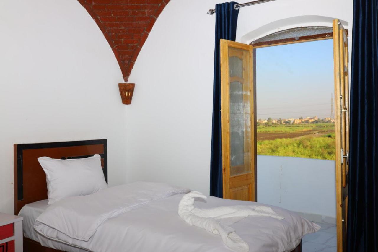 Quiet Gate Guest House Lel Agalta Kültér fotó