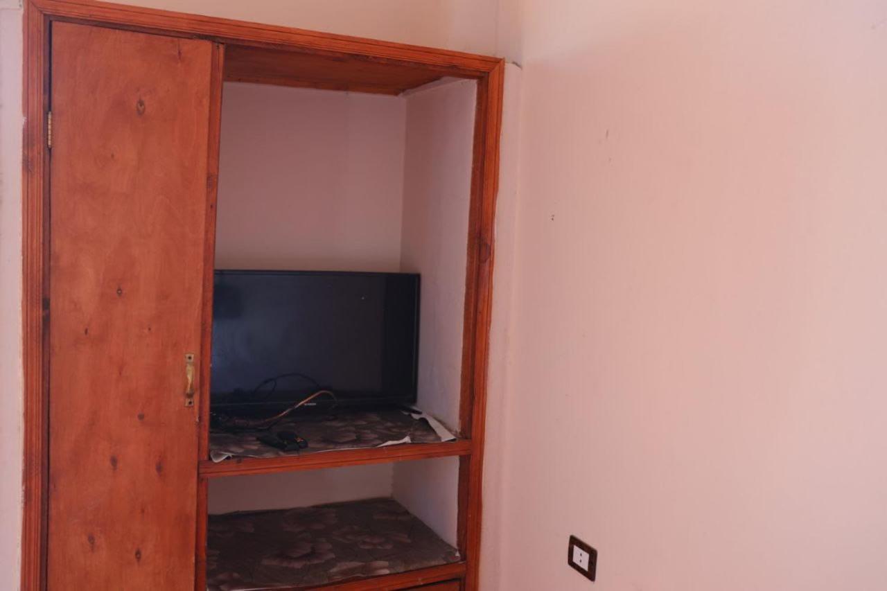 Quiet Gate Guest House Lel Agalta Kültér fotó